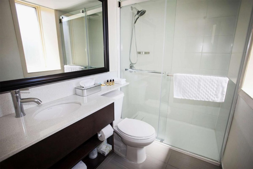 Best Western Plus Montreal Downtown-Hotel Europa Image 6