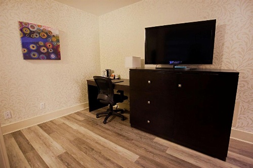 Best Western Plus Montreal Downtown-Hotel Europa image 7